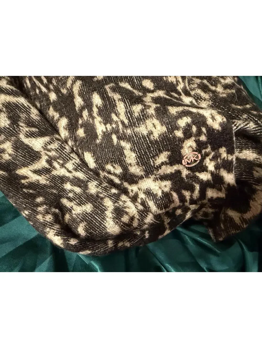 Michael Kors Cozy Brown Cream Animal Print Scarf